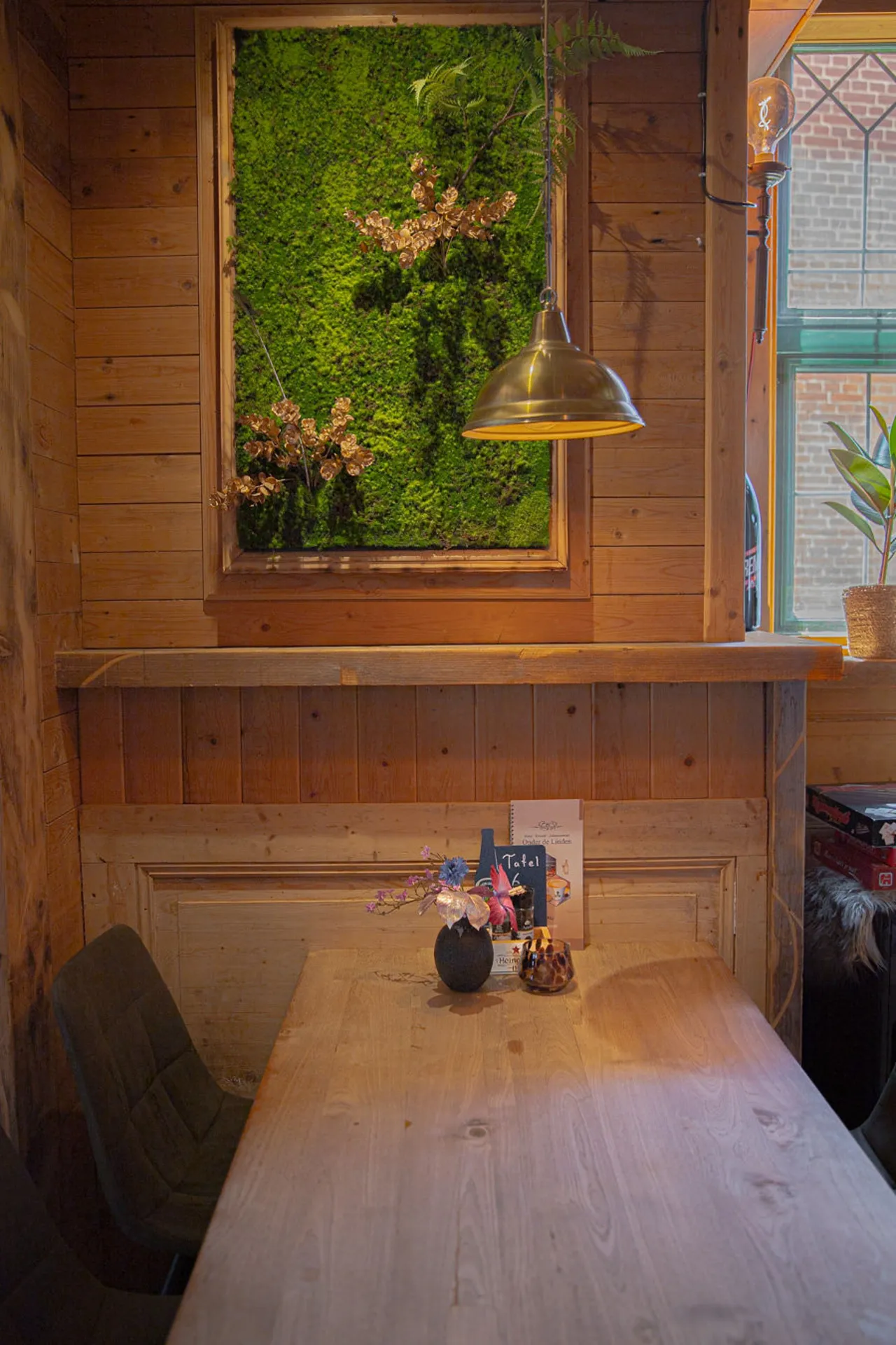 Lange tafel voor de hele familie