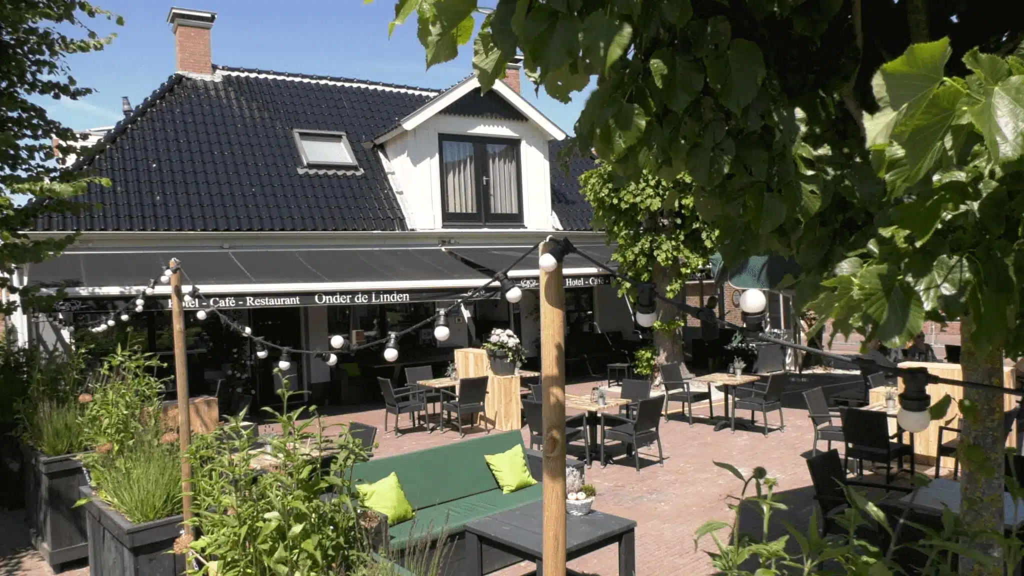 Terras van Onder de linden